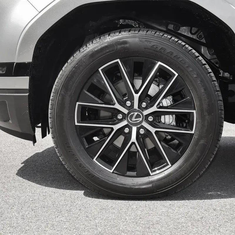 4PCS 62mm Car Wheel Center Hub Emblem For Lexus ES240 ES250 ES350 IS250 IS300 RX270 GS NX300 RX300 RX350 RX400H SL430 CT200