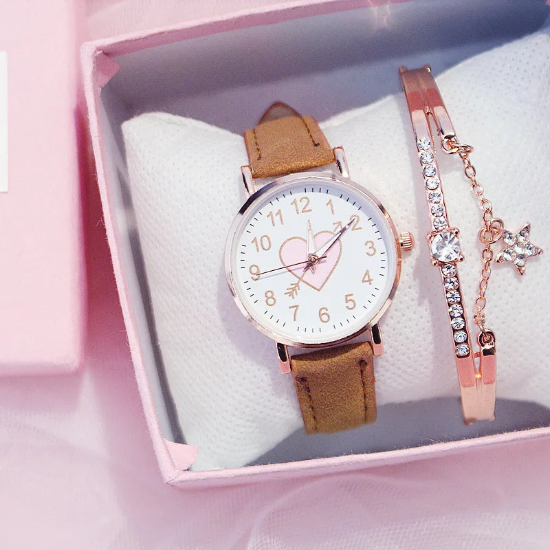Uusi söpö sydämenmuotoinen kellotaulu lasten naisten kello Naisten opiskelijamuotikello Yksinkertainen tyttöystävä orologio donna