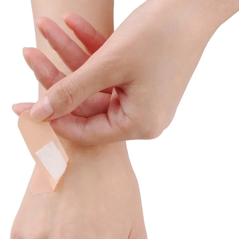 Band-Aids Vedenpitävä Hengittävä Tyyny Liima Kipsi Haavan Hemostaasi Tarranauha Ensiapuside Lääketieteellinen sideharso